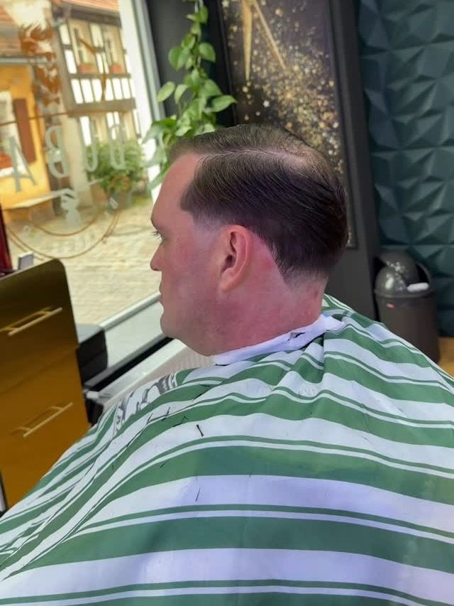Klassisch zurück